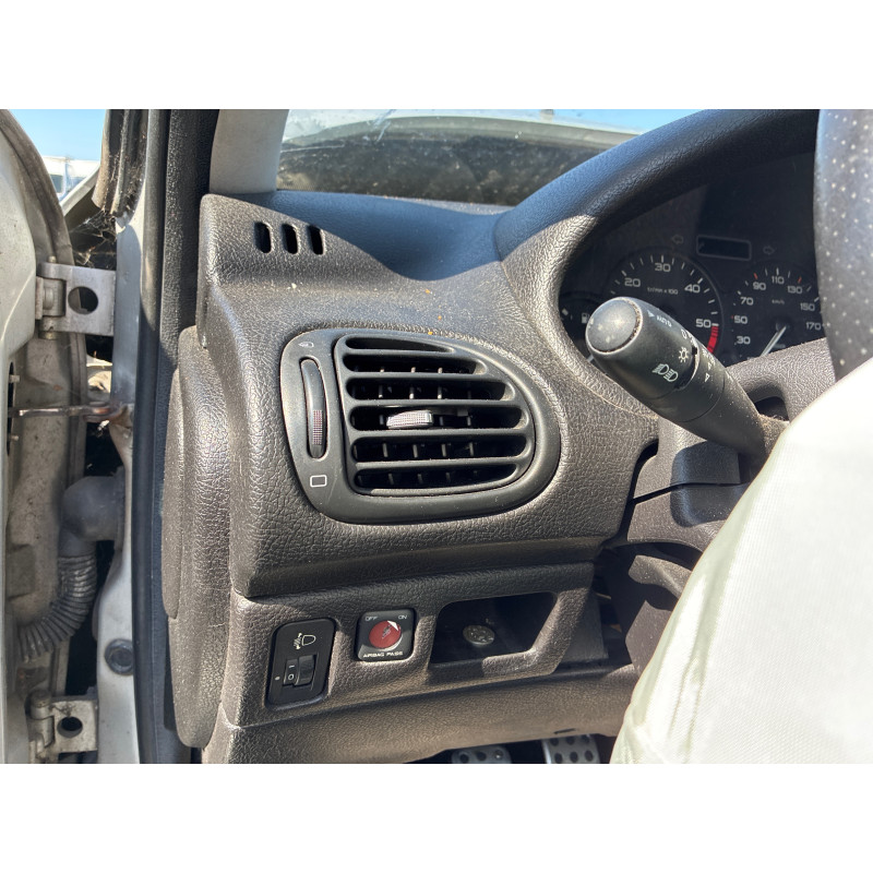 Boitier BSI PEUGEOT 206 Photo n°17