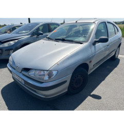 Optique avant secondaire gauche (feux)(clignotant) RENAULT MEGANE 1