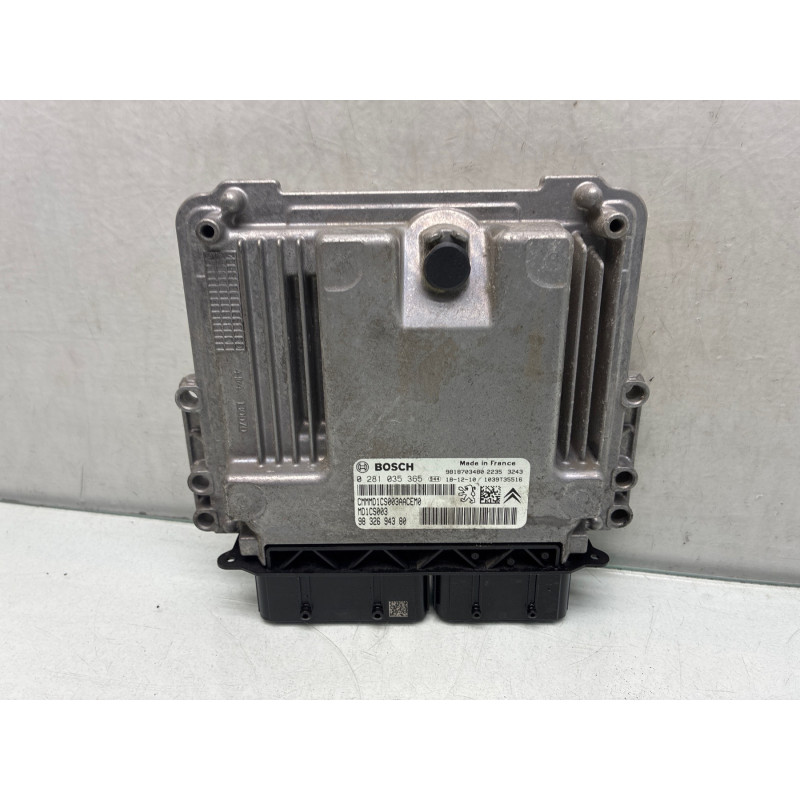 Calculateur moteur PEUGEOT 208 1 Photo n°4