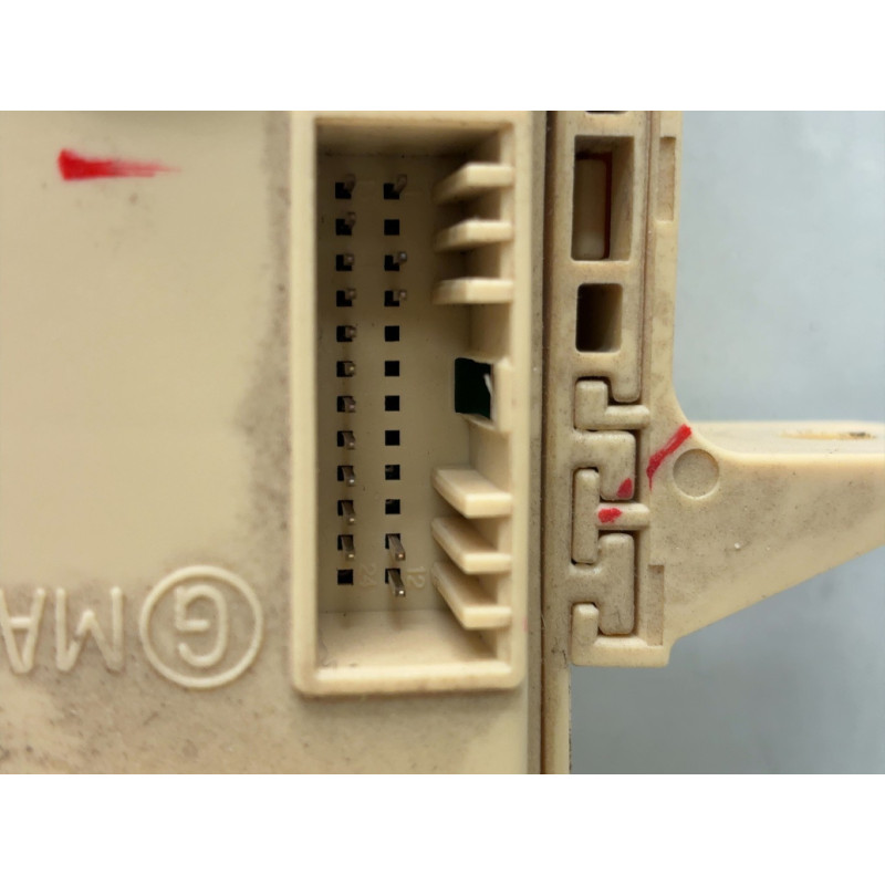 Porte fusible HYUNDAI I 30 2 Photo n°9