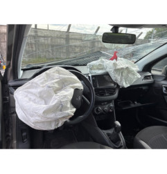 Calculateur moteur PEUGEOT 208 1