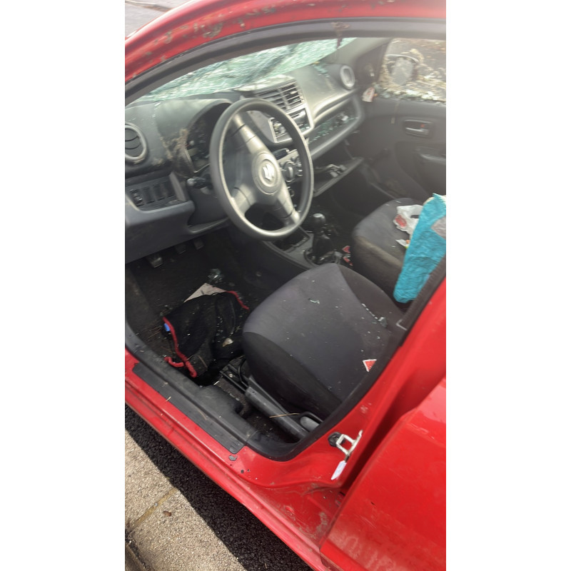 Porte avant gauche SUZUKI ALTO 3 Photo n°10