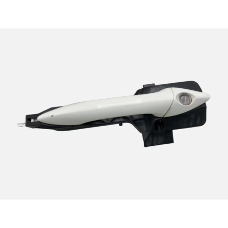 Poignee porte avant gauche HYUNDAI I 30 2 Photo n°1