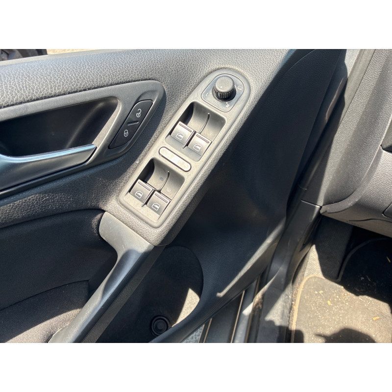 Pare boue avant droit VOLKSWAGEN GOLF 6 Photo n°9
