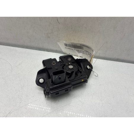 Serrure de coffre DACIA SANDERO 3