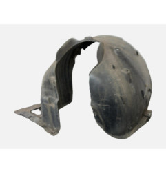 Pare boue avant droit PEUGEOT 208 1