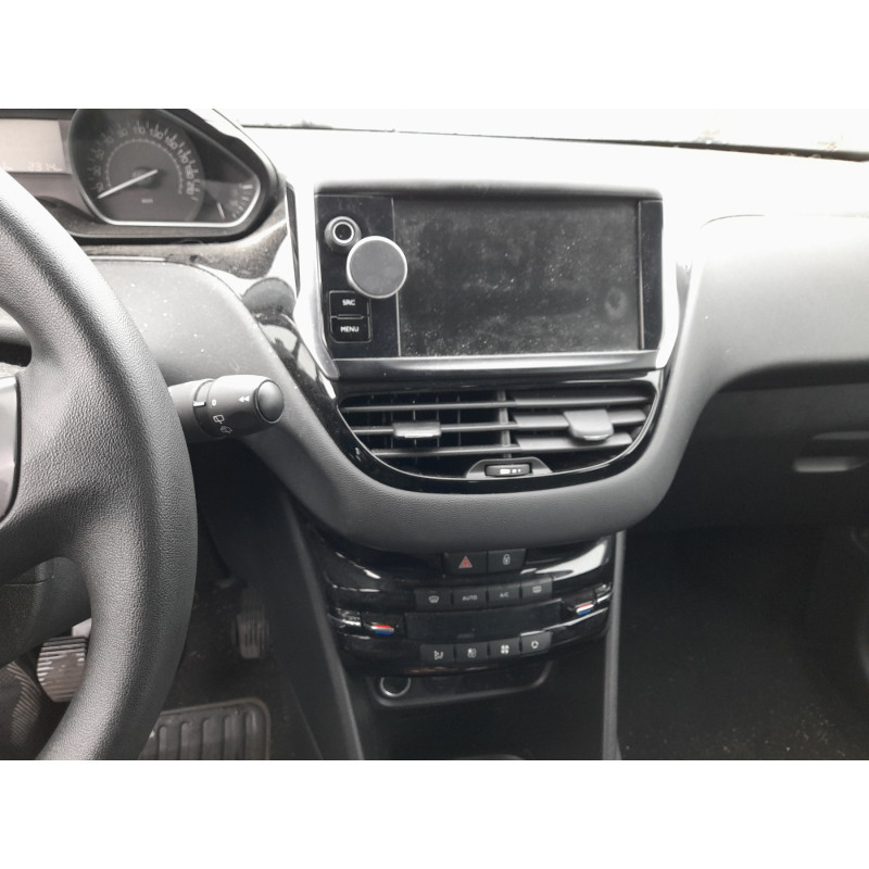 Pare boue avant droit PEUGEOT 208 1 Photo n°13