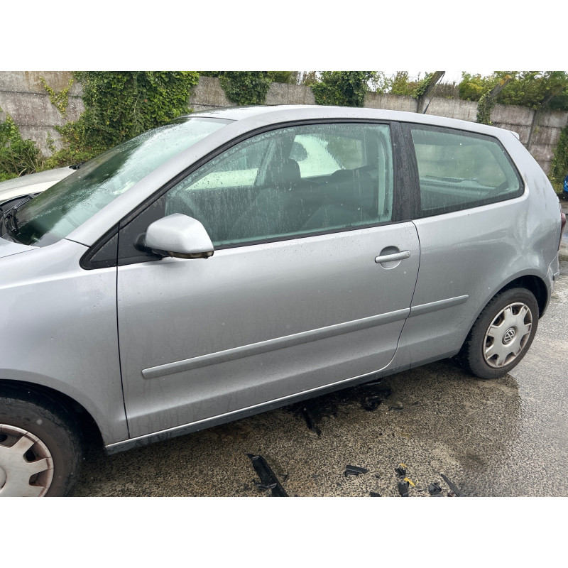Vitre avant gauche VOLKSWAGEN POLO 4 Photo n°13