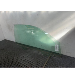 Vitre avant droit VOLKSWAGEN POLO 4