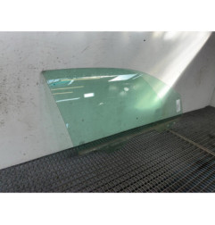 Vitre avant droit VOLKSWAGEN POLO 4