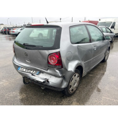 Vitre avant droit VOLKSWAGEN POLO 4
