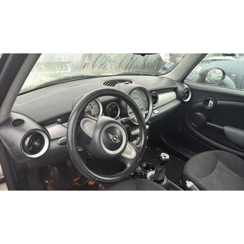 Poignee porte coffre droit MINI MINI 2 R55 Photo n°17