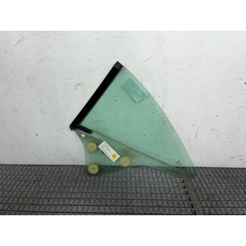 Vitre arriere droit VOLKSWAGEN EOS Photo n°4