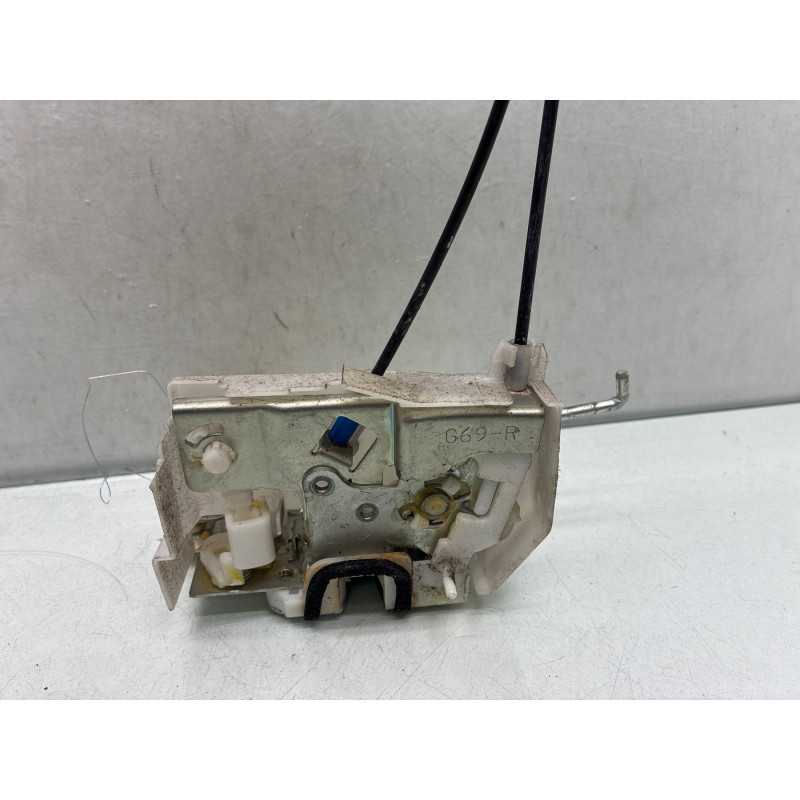 Serrure arriere droit SUZUKI ALTO 3 Photo n°4