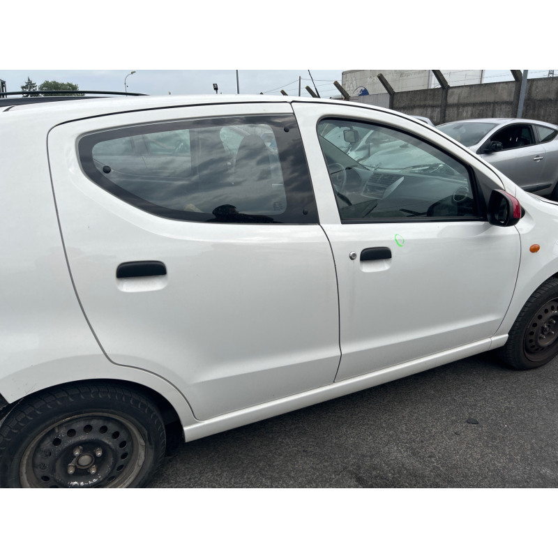 Serrure arriere droit SUZUKI ALTO 3 Photo n°20