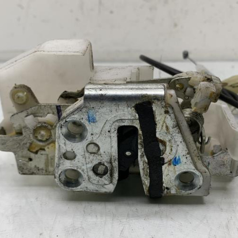 Serrure avant gauche SUZUKI ALTO 3 Photo n°3