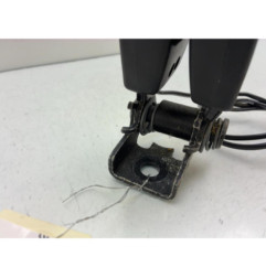 Attache ceinture arriere droit PEUGEOT 308 2