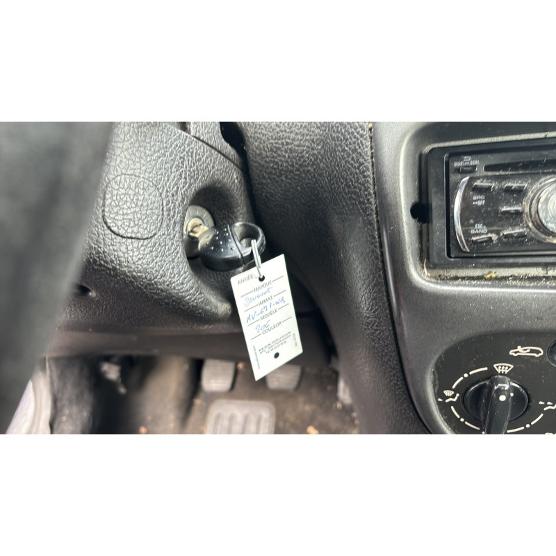 Compteur PEUGEOT 206 Photo n°14