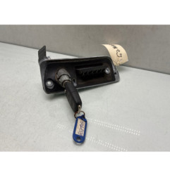 Poignee porte coffre gauche VOLKSWAGEN CADDY 3