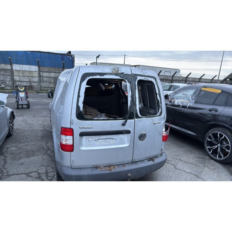 Poignee porte coffre gauche VOLKSWAGEN CADDY 3 Photo n°9