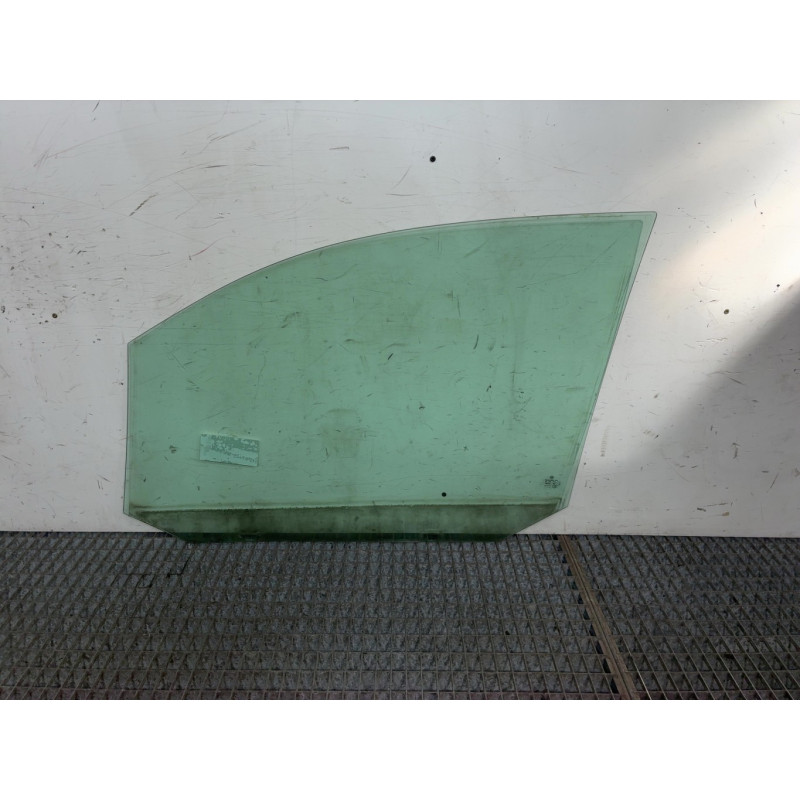 Vitre avant droit VOLKSWAGEN CADDY 3 Photo n°4