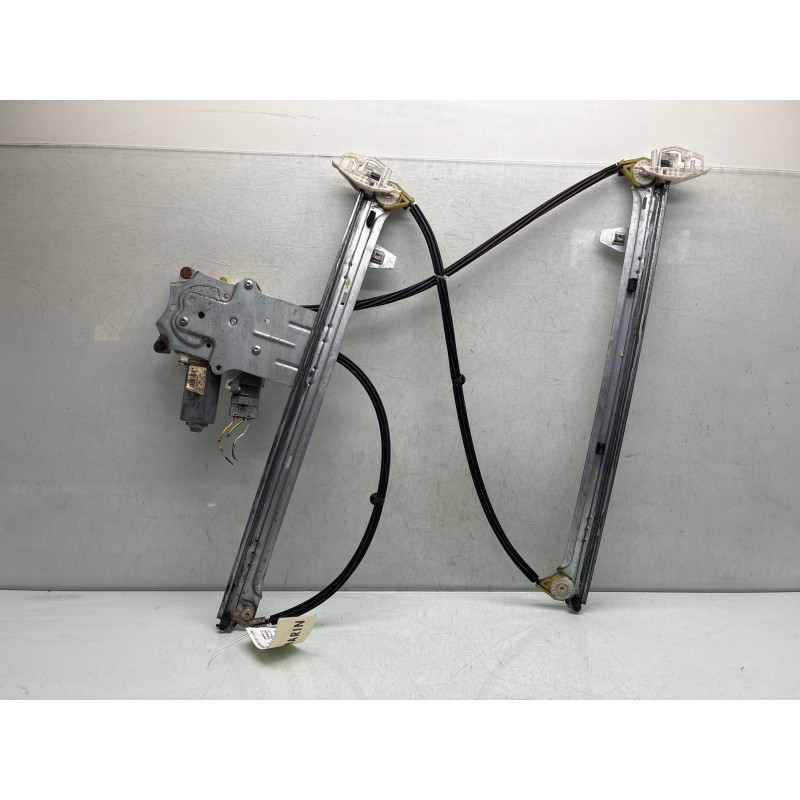 Leve vitre electrique avant gauche CITROEN XSARA PICASSO Photo n°2
