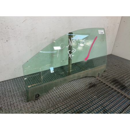 Vitre avant gauche RENAULT CLIO 3