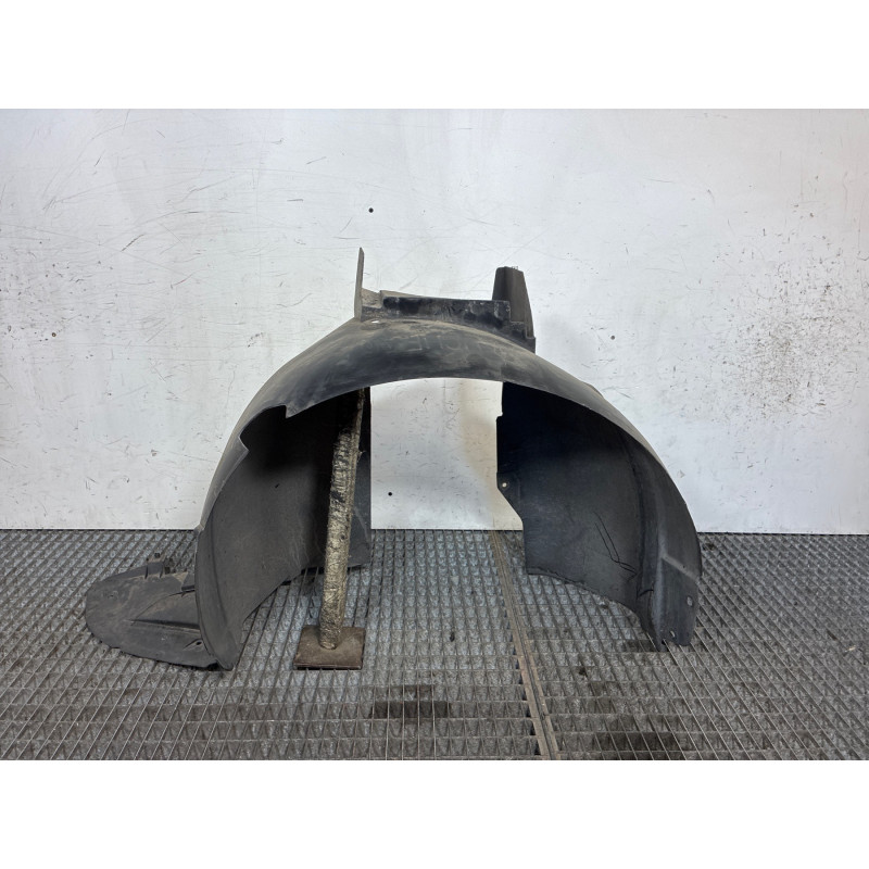 Pare boue avant gauche CITROEN C2 Photo n°3