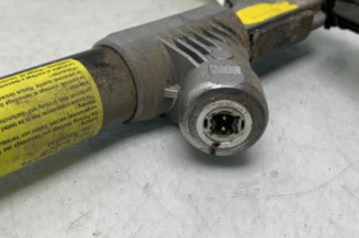 Pretensionneur de ceinture avant droit RENAULT KANGOO 1