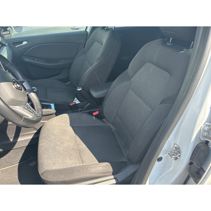 RENAULT CLIO 5 PHASE 1 1.5 BLUE DCI - 8V TURBO Photo n°8
