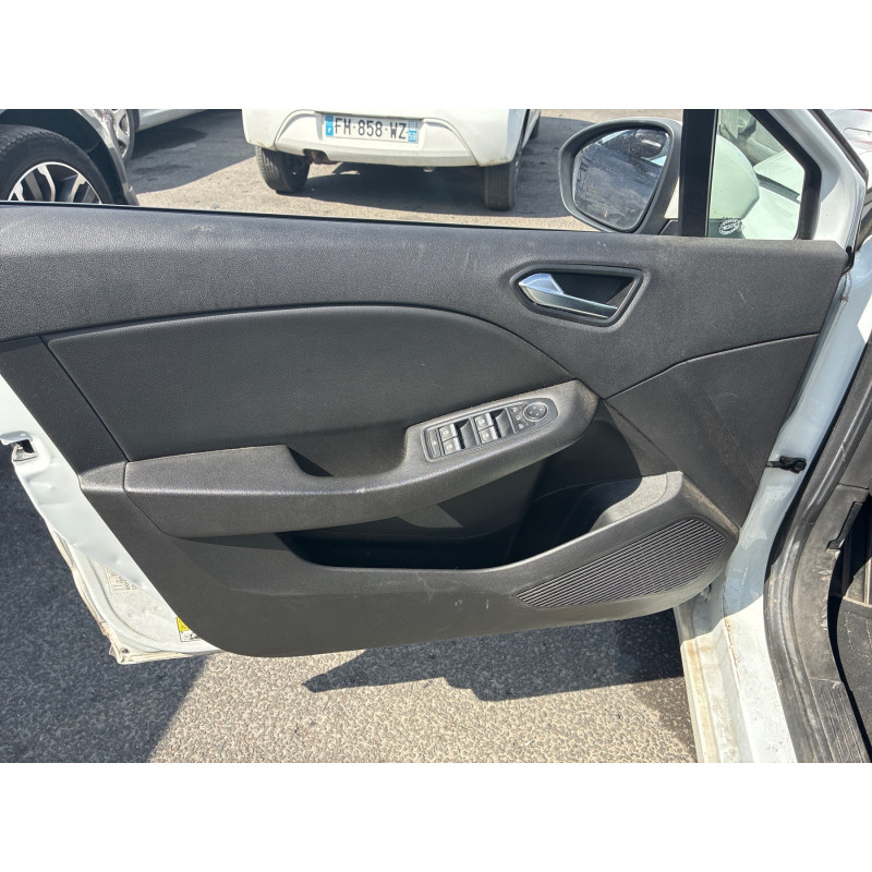 RENAULT CLIO 5 PHASE 1 1.5 BLUE DCI - 8V TURBO Photo n°13