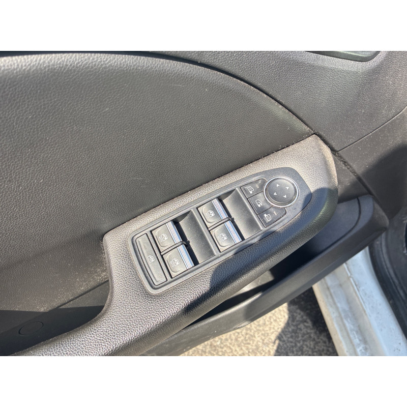 RENAULT CLIO 5 PHASE 1 1.5 BLUE DCI - 8V TURBO Photo n°17