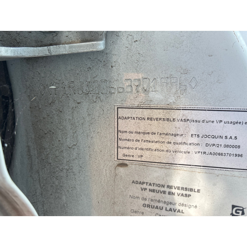 RENAULT CLIO 5 PHASE 1 1.5 BLUE DCI - 8V TURBO Photo n°28