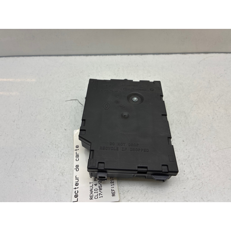 Lecteur de carte (neiman) RENAULT CLIO 4 Photo n°3