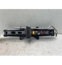 Cric VOLVO C 30