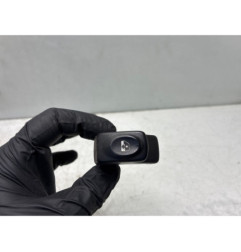 Interrupteur de leve vitre avant droit RENAULT KANGOO 1
