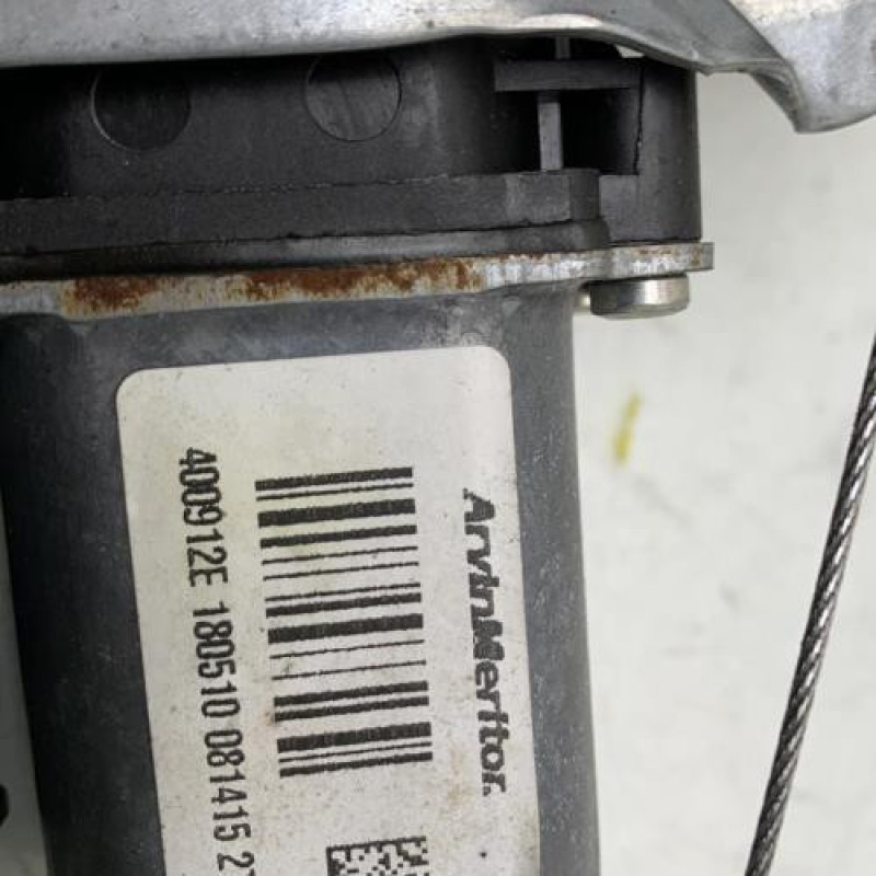 Leve vitre electrique avant droit PEUGEOT 207 Photo n°4