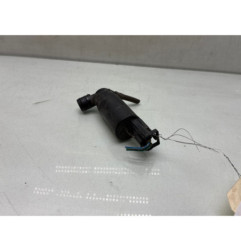 Pompe lave glace avant TOYOTA YARIS 1