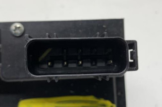 Serrure avant droit FORD FIESTA 5