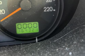 Serrure avant droit FORD FIESTA 5