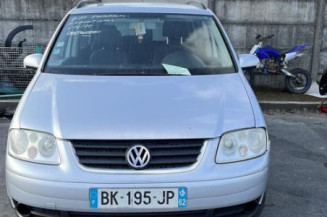 Compresseur clim VOLKSWAGEN TOURAN 1