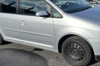 Compresseur clim VOLKSWAGEN TOURAN 1