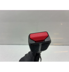 Attache ceinture avant droit PEUGEOT 308 2