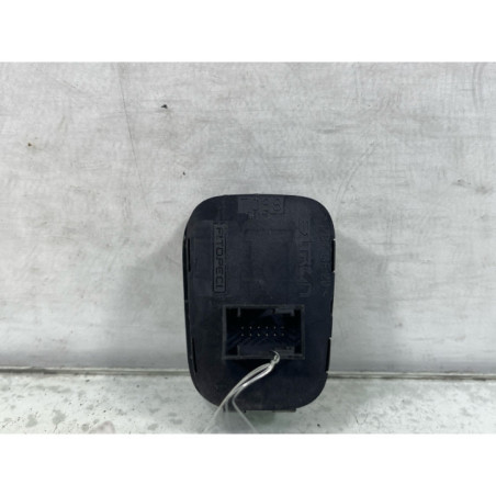 Bouton de warning PEUGEOT BIPPER