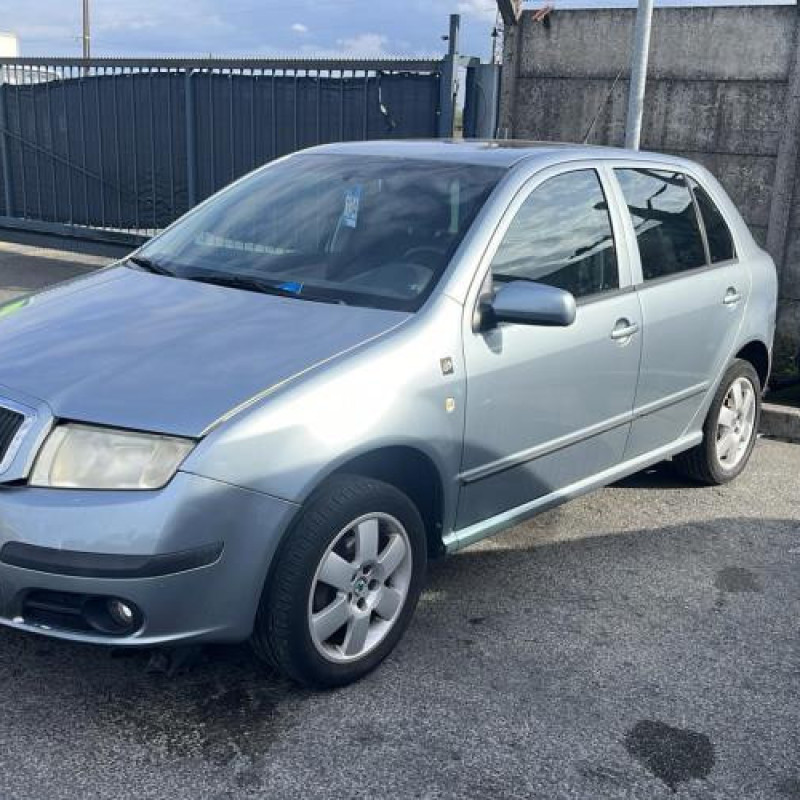 Feu arriere principal droit (feux) SKODA FABIA 1 Photo n°5