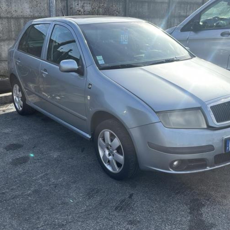 Feu arriere principal droit (feux) SKODA FABIA 1 Photo n°6