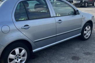 Feu arriere principal droit (feux) SKODA FABIA 1