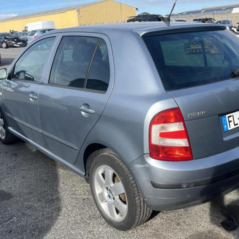 Feu arriere principal droit (feux) SKODA FABIA 1 Photo n°8