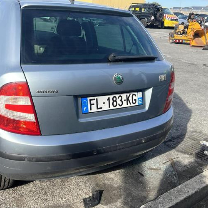 Feu arriere principal droit (feux) SKODA FABIA 1 Photo n°9