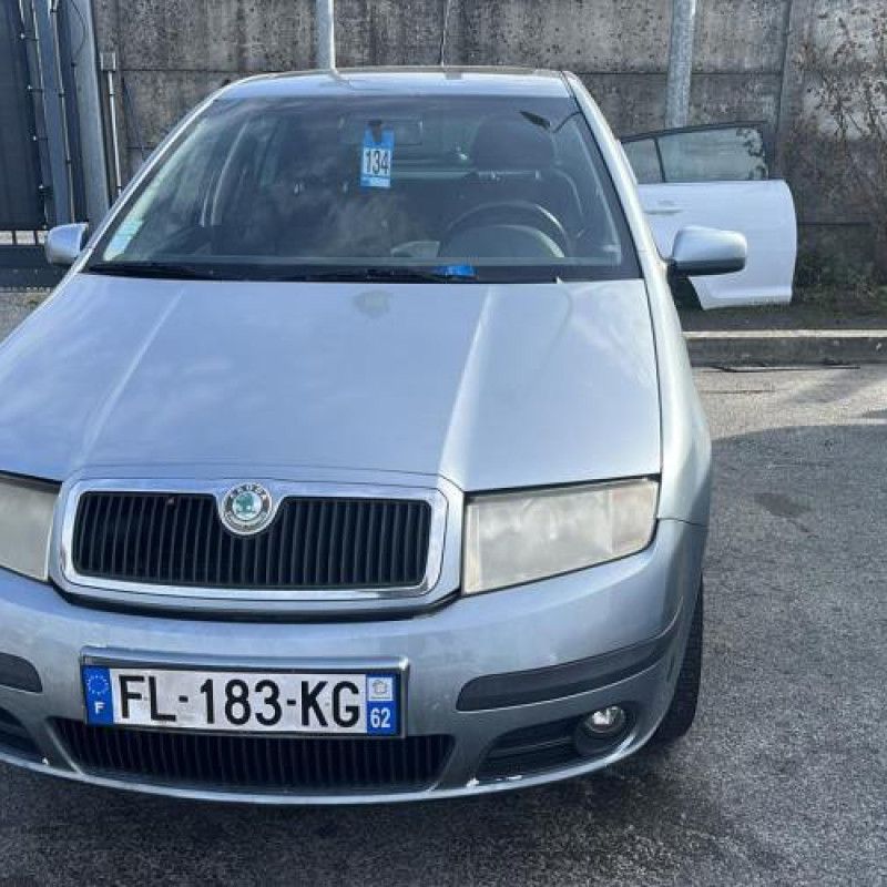 Feu arriere principal droit (feux) SKODA FABIA 1 Photo n°10